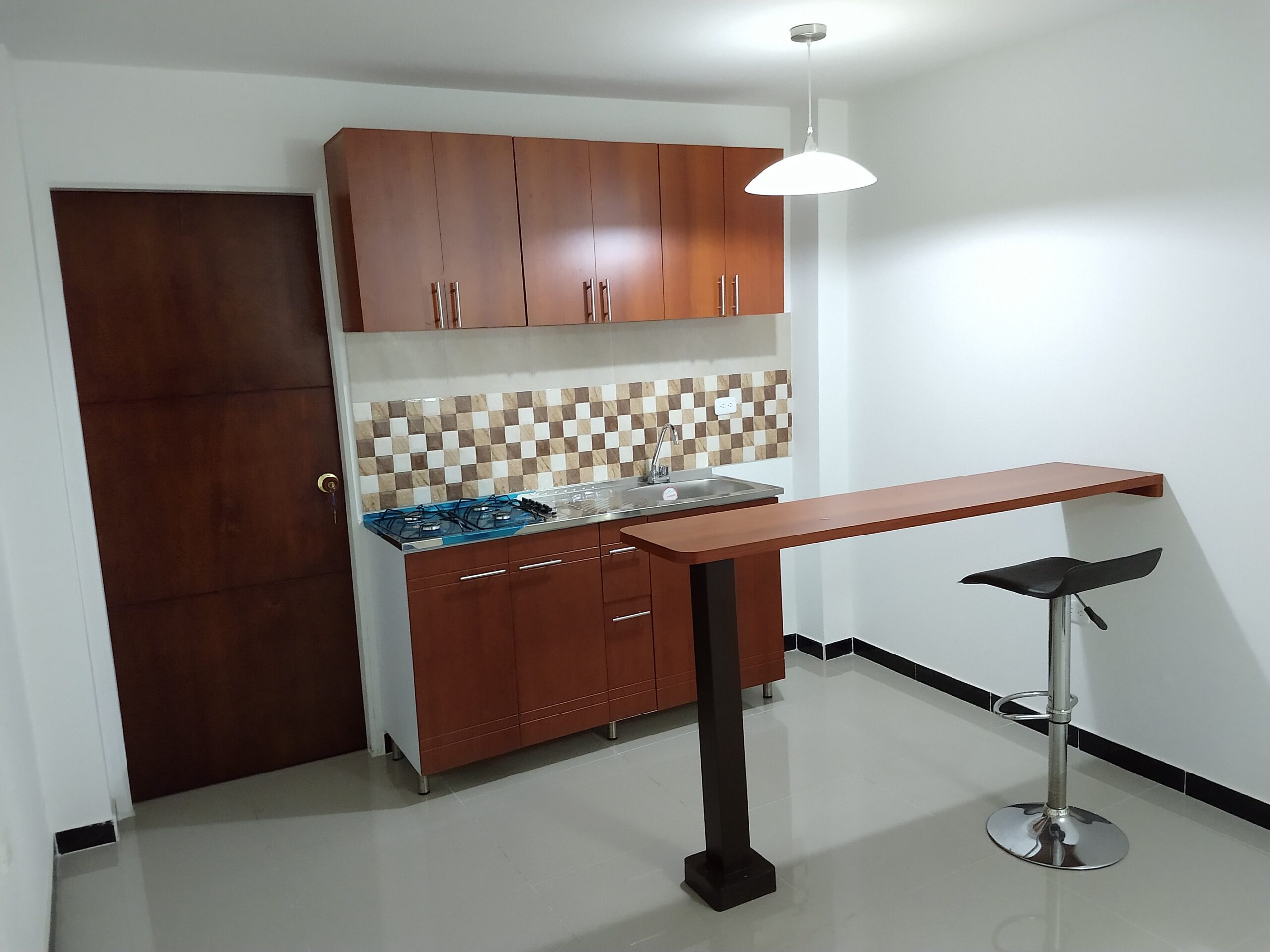 ALQUILER Aparta estudio Edf. LLano